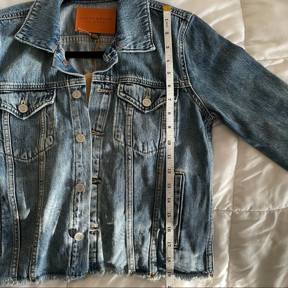 LUCKY BRAND The Tomboy Trucker Jean Jacket - Picture 10 of 12